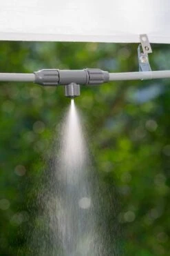 Gardena Vernevelaar Set -Optimaal Tuinonderhoud Winkel gardena vernevelaar set 682x1024 620bc55c57ec3 l